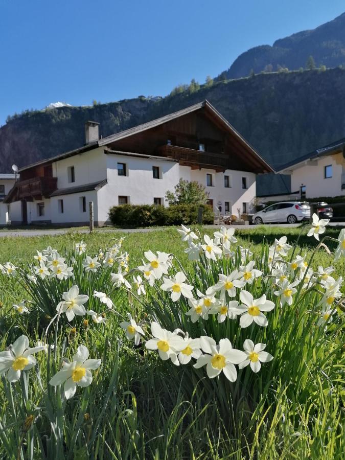 Ferienhaus Schoepf - Die Hoamat Längenfeld Екстериор снимка