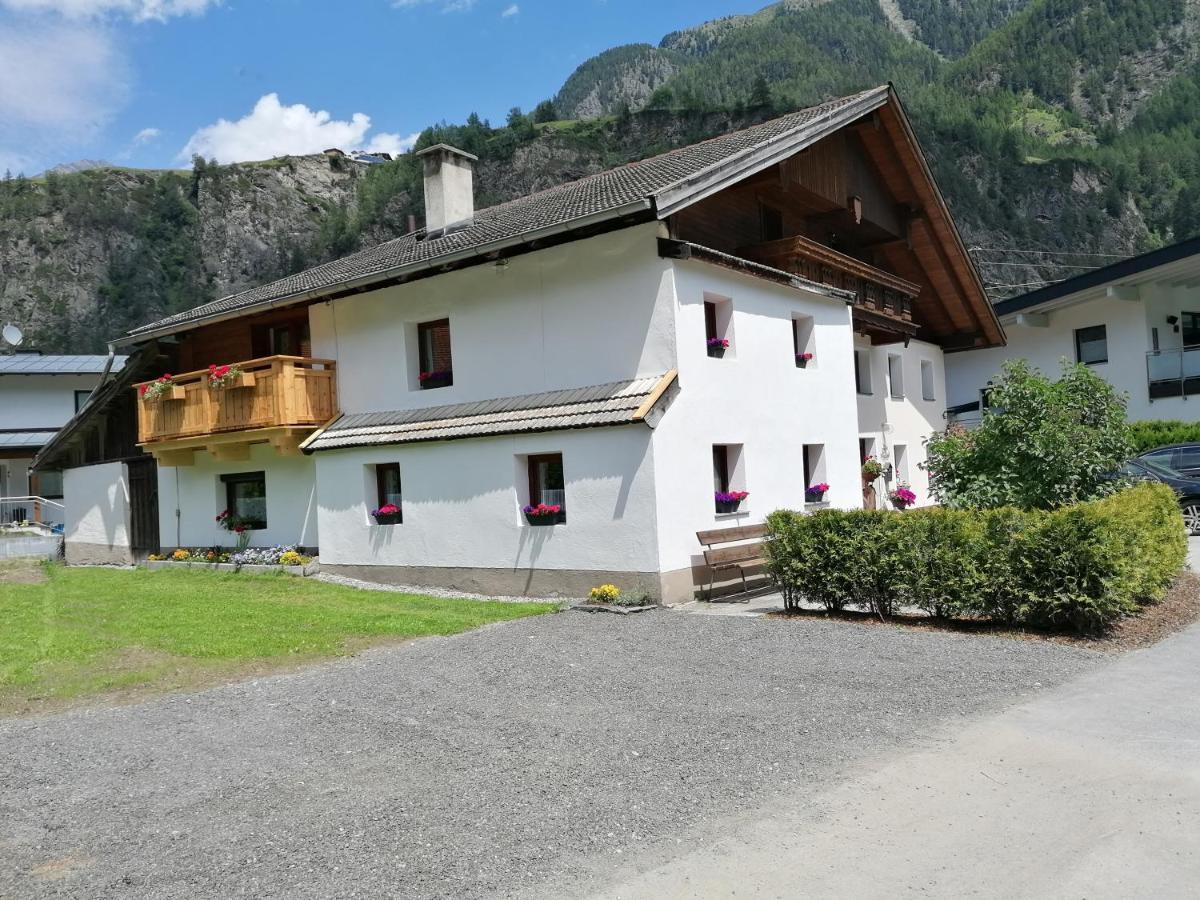 Ferienhaus Schoepf - Die Hoamat Längenfeld Екстериор снимка